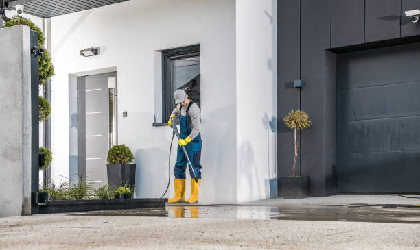 Best Animal Enclosure Cleaning  in East Griffin, GA